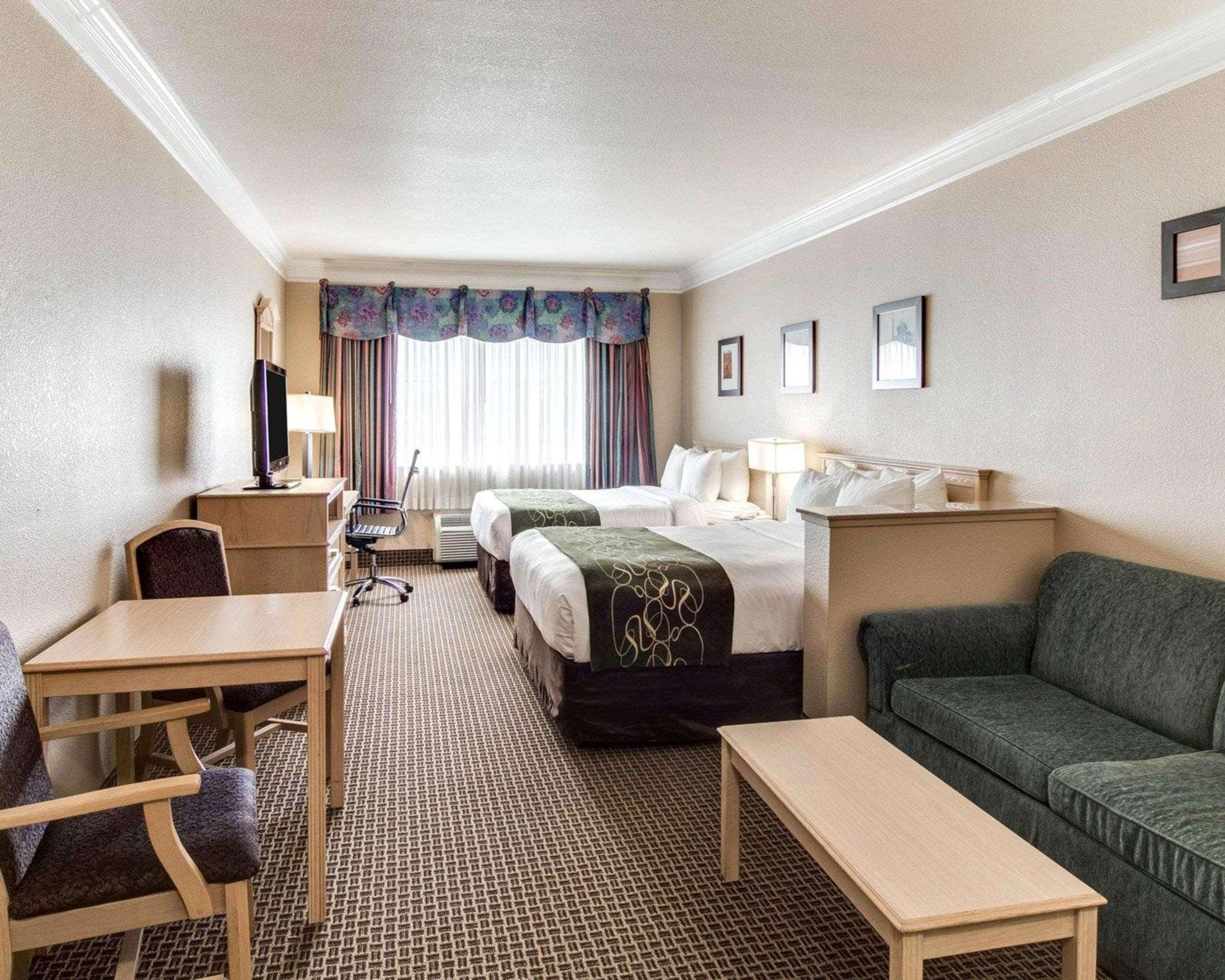 Comfort Suites Kingwood Houston North Humble 59 מראה חיצוני תמונה